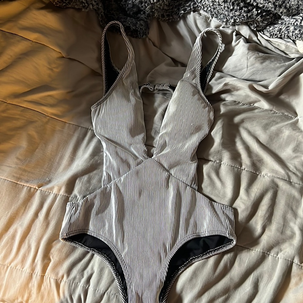 BillaBong One Piece bathing suit